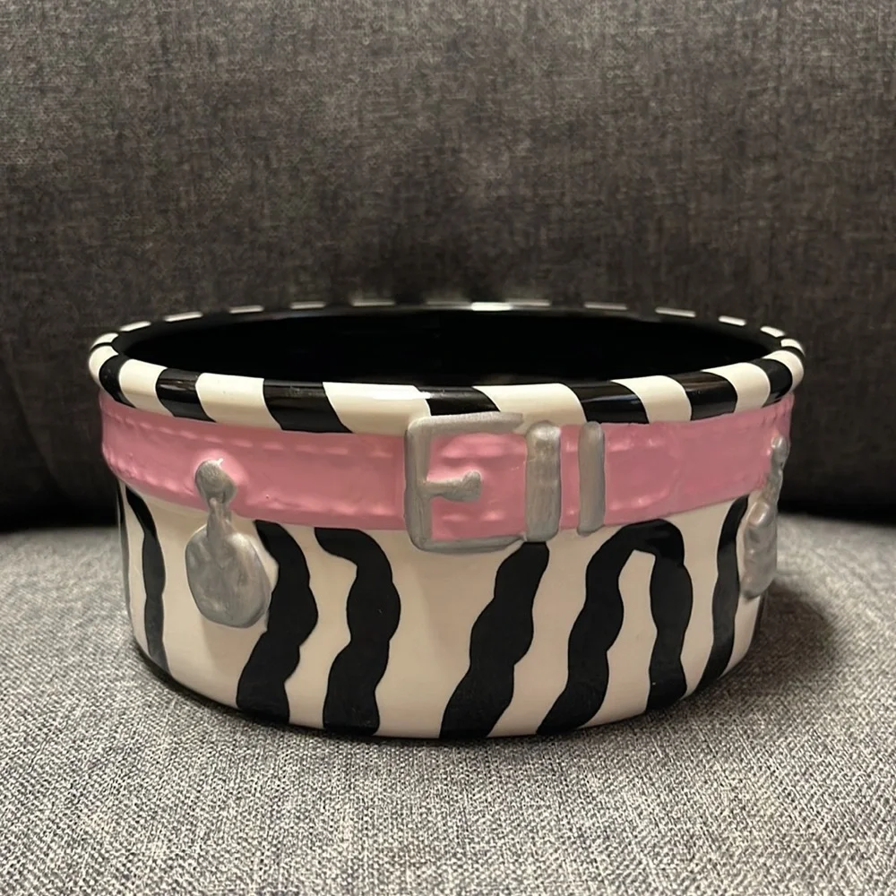 Lillian Vernon Animal Print Belt Buckle Pet Bowls